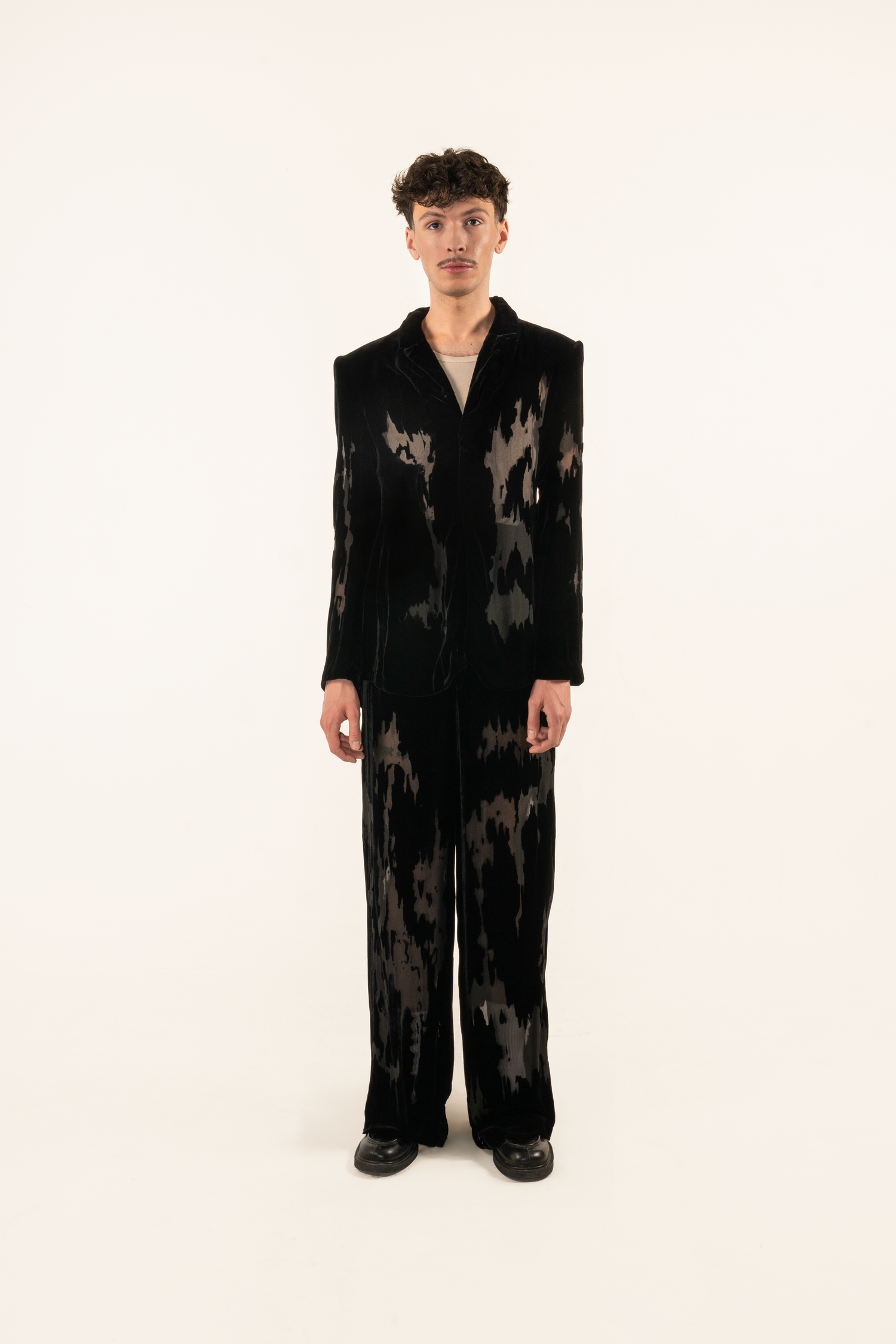 - Look 8 -