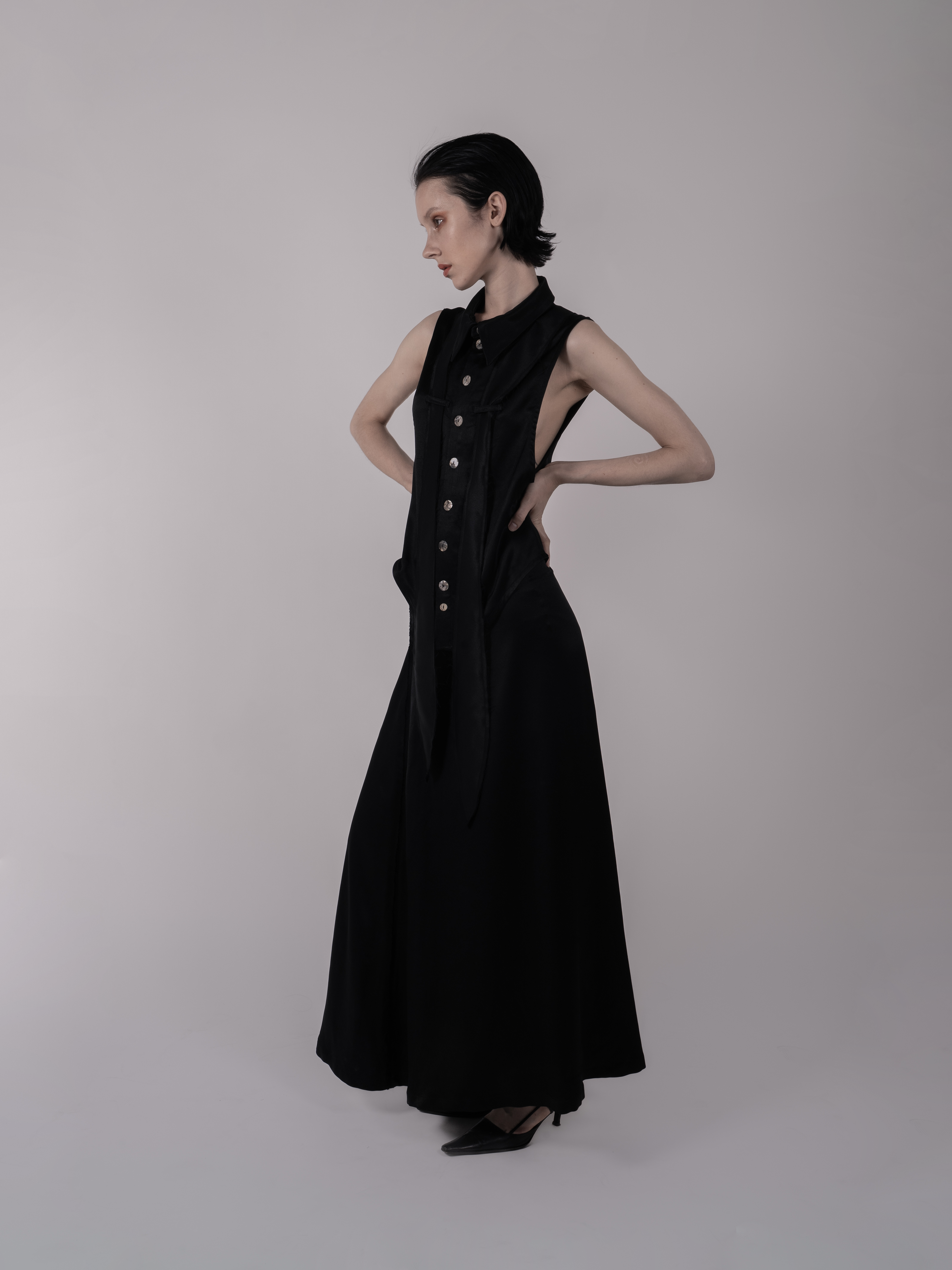 Look 5 - Abbatiale noire