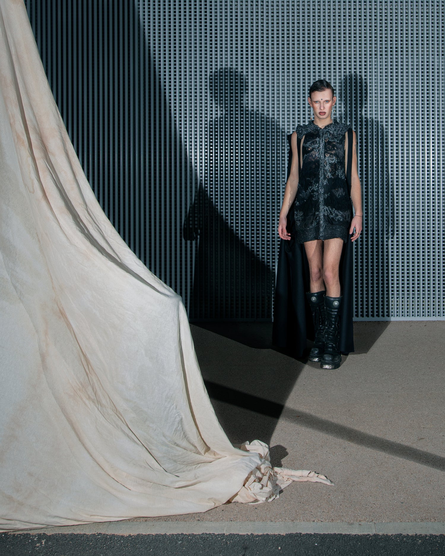 - Look 5 -